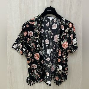 027. Persaya Girl Black Floral Kimono